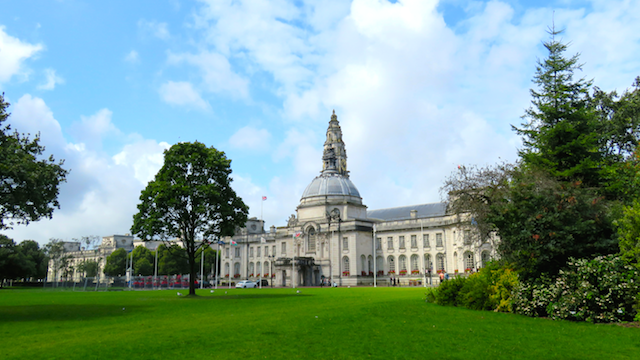 Cardiff, City Hall