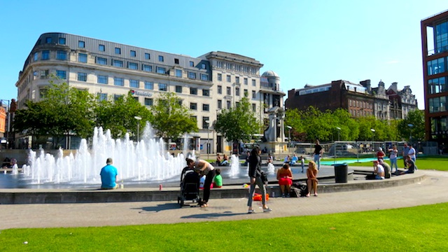 Manchester_Piccadilly Gardens
