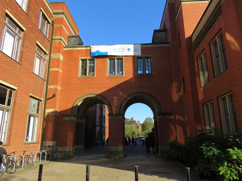 バーミンガム大学の赤レンガの建物