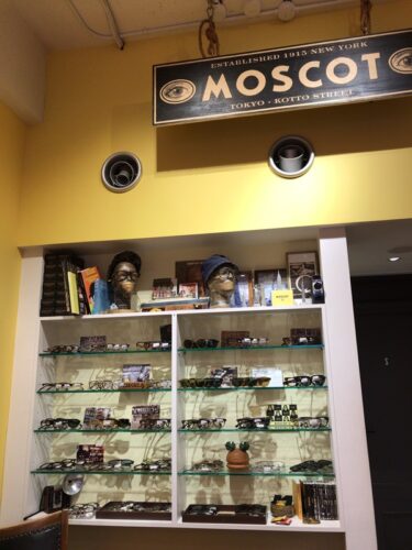 MOSCOT Tokyo Shopの内観