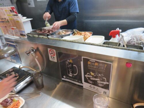 神保町食肉センター赤羽店のカウンター
